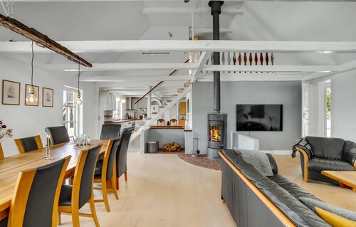Gorgeous home in Bogense with WiFi