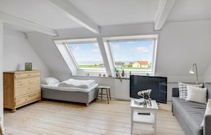 4 Schlafzimmer, Reisekinderbett, kostenloses WLAN