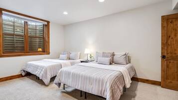 1 dormitorio, escritorio, cuna de viaje y wifi