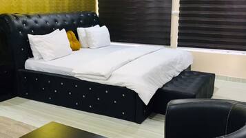 皇家套房 | 埃及棉床單、高級寢具、記憶床墊、獨特裝潢