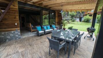 Cabaña Deluxe | Terraza o patio