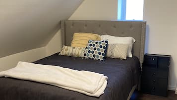 3 habitaciones, tabla de planchar con plancha y wifi gratis