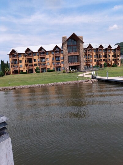 Lakeside Condo ~ Close to Everything ~ First Floor ~ Pool ~ Dock ~ Views