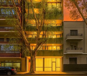 Front of property - Deluxe Apartments in Palermo - by BueRentals (Buenos Aires)