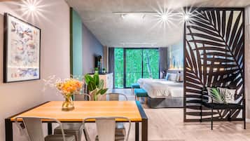 Suite Familiale | Restauration dans la chambre