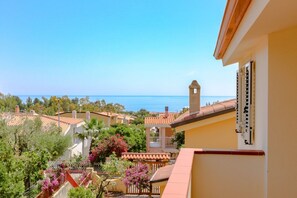 Property grounds - Holiday House Arianna (Cala Gonone)