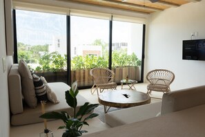 Deluxe Apartment | Living area
