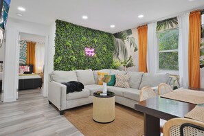 Family Apartment | Living room