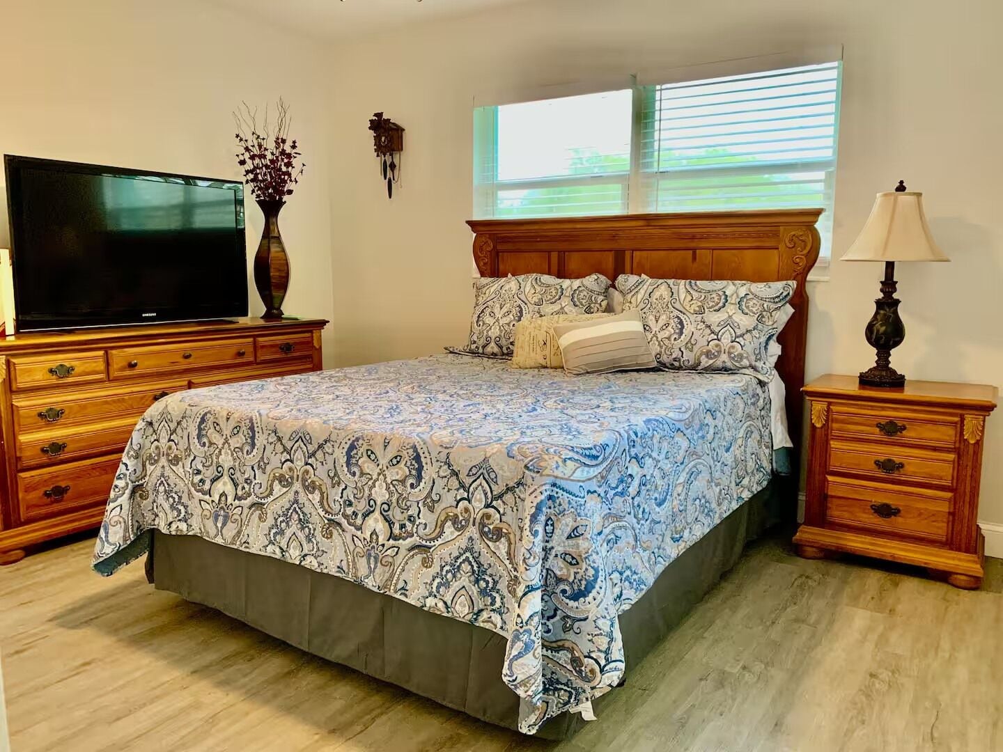 2 bedrooms, desk, iron/ironing board, free WiFi