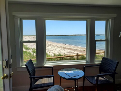 ON BEACH CONDO - Full Ocean View -10 steps to sand