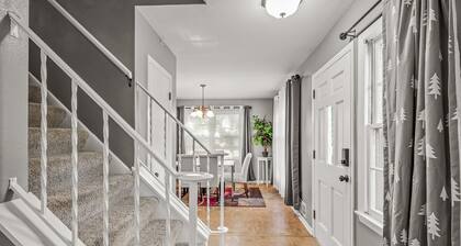 Adorable Comfy Home- 3M Headquarter-Battle Creek Park- MOA- DTWN St. Paul