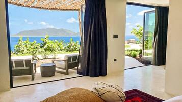 1 chambre, matelas mémoire de forme, coffres-forts dans les chambres