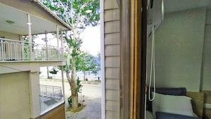 Double or Twin Room | Lake view
