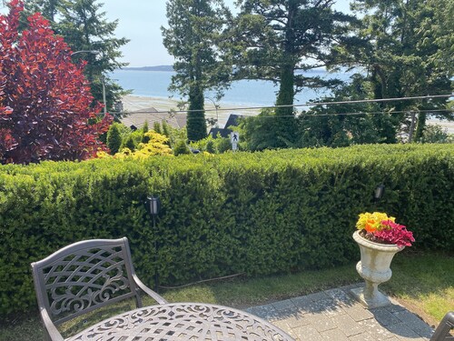 White Rock Beach Getaway