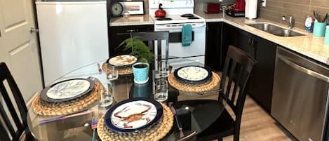 Fridge, microwave, oven, stovetop