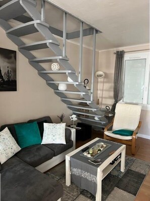 TV - Pornichet - Place DU Marche - Appartement Pour 6 Personnes (PORNICHET)