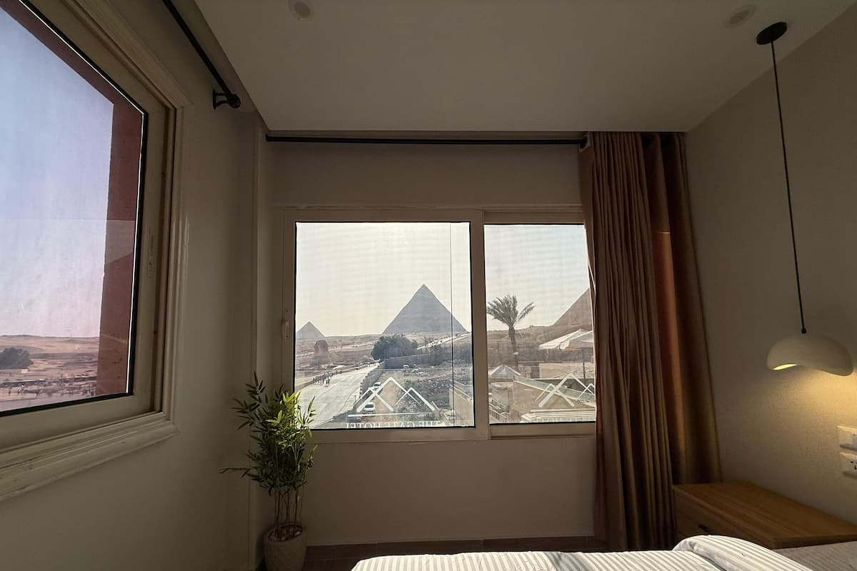 Premium Double Room, 1 Double Bed, pyramids and sphinx view