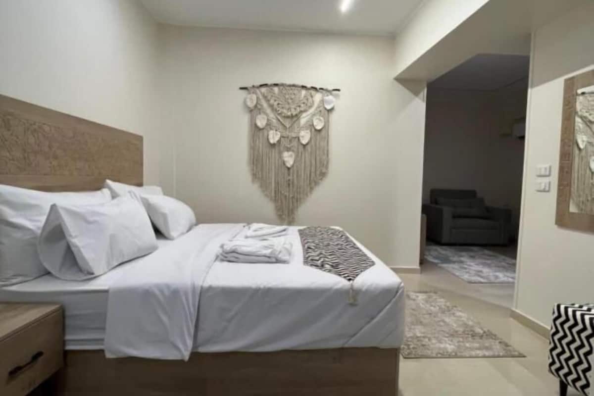 Ropa de cama de alta calidad, colchones Select Comfort, minibar