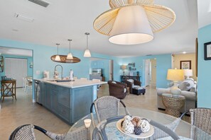 Interior - Da Beach House: 2 Blocks to Beach, Pool & Spa by Anna Maria Life Vacation Rentals (Holmes Beach)