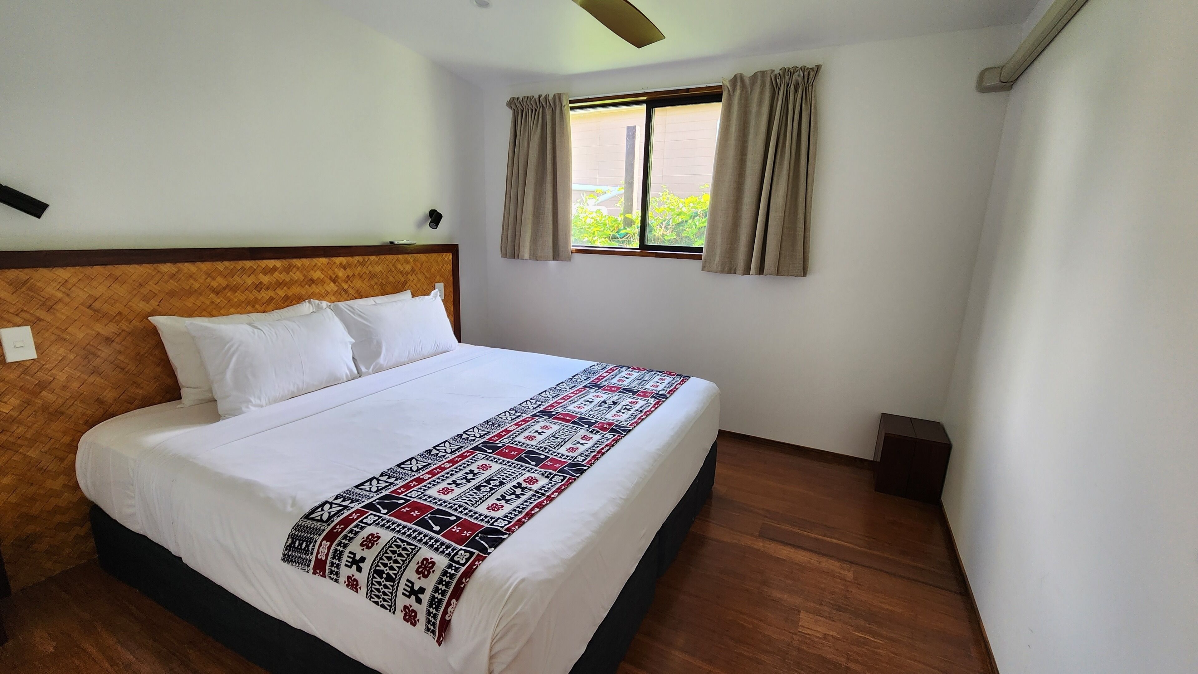 Comfort Suite | Iron/ironing board, free WiFi, bed sheets
