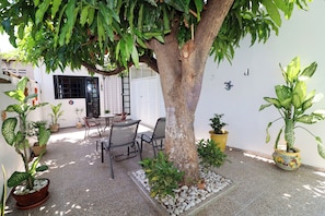 Traditional Bungalow | Terrace/patio