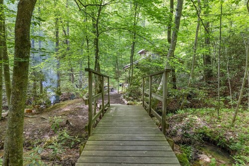 Beech Timber- 30 Acre Secluded Glamping in RRG!