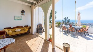 Smart TV, fireplace, books - Cortijo Osborne by Solset with Airconditioning (Torrox)