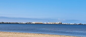 Charming 1-Bed Apartment in Troon