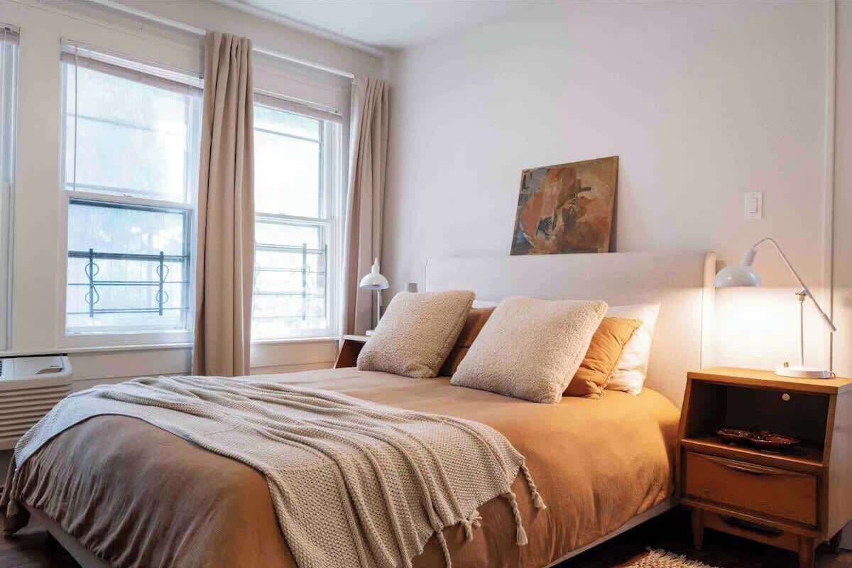 1 bedroom, iron/ironing board, free WiFi, bed sheets