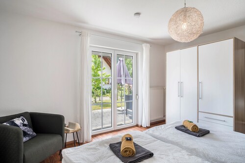 Holiday Apartment 'Hohfelsenblick' with Terrace, Balcony and Wi-Fi