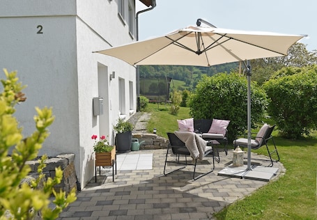 テラス / パティオ. Holiday Apartment "Familie Strehl" with Private Garden and Wi-Fi