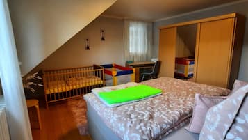 2 Schlafzimmer, Bügeleisen/Bügelbrett, kostenloses WLAN, Bettwäsche