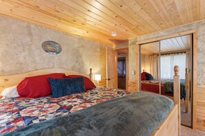 บ้านพัก (2 Bedrooms) | 2 ห้องนอน, เปลนอนเด็กแบบพกพา, ผ้าปูที่นอน