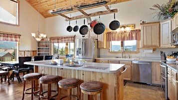 Casa (4 Bedrooms) | Comedor
