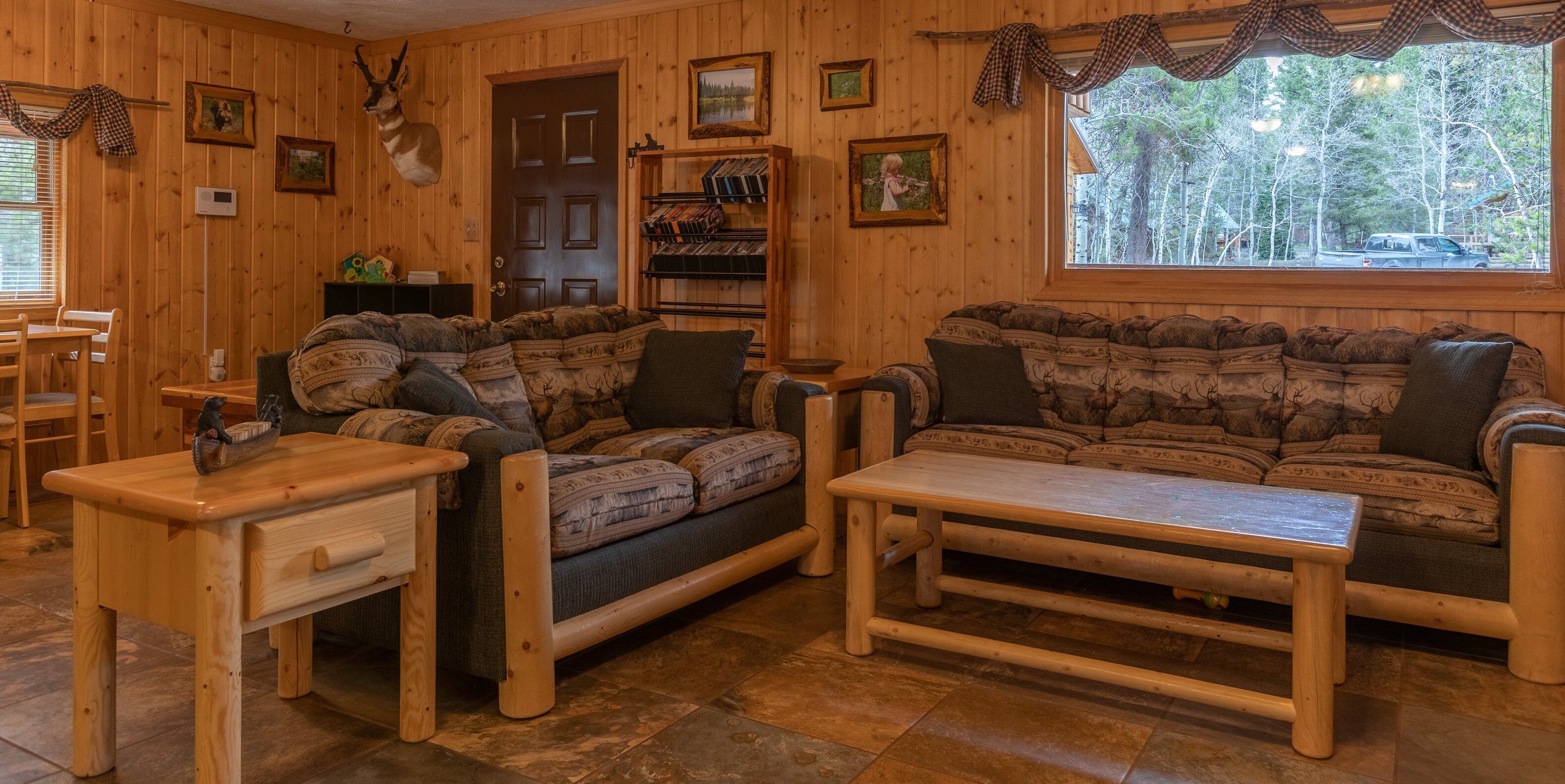 Villa (2 Bedrooms) | Living area