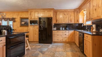 Villa (2 Bedrooms) | Private kitchen | Fridge, microwave, oven, stovetop