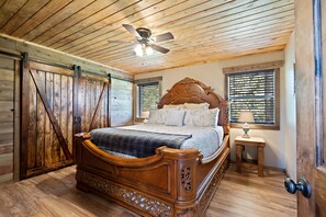 Villa (5 Bedrooms) | 5 sovrum, resesäng och sängkläder