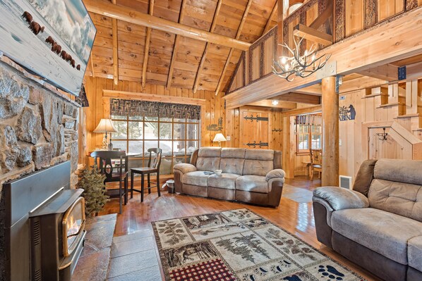 獨棟房屋 (4 Bedrooms) | 起居區