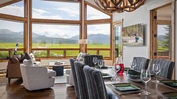 Maison (4 Bedrooms) | Salle Ă  manger