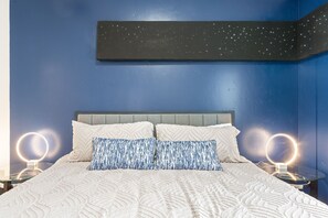 3 多间卧室、办公桌、熨斗/熨衣板、旅行婴儿床