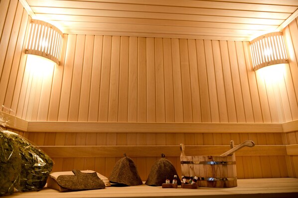 Massages des tissus profonds, massages sportifs, 1 salle de soins