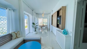 5 bedrooms