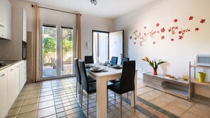 2 bedrooms