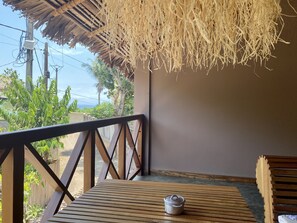 Habitación doble Deluxe, 1 cama Queen size | Vista del balcón