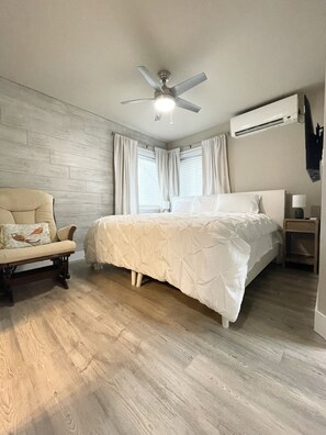 2 habitaciones, escritorio, tabla de planchar con plancha y wifi gratis