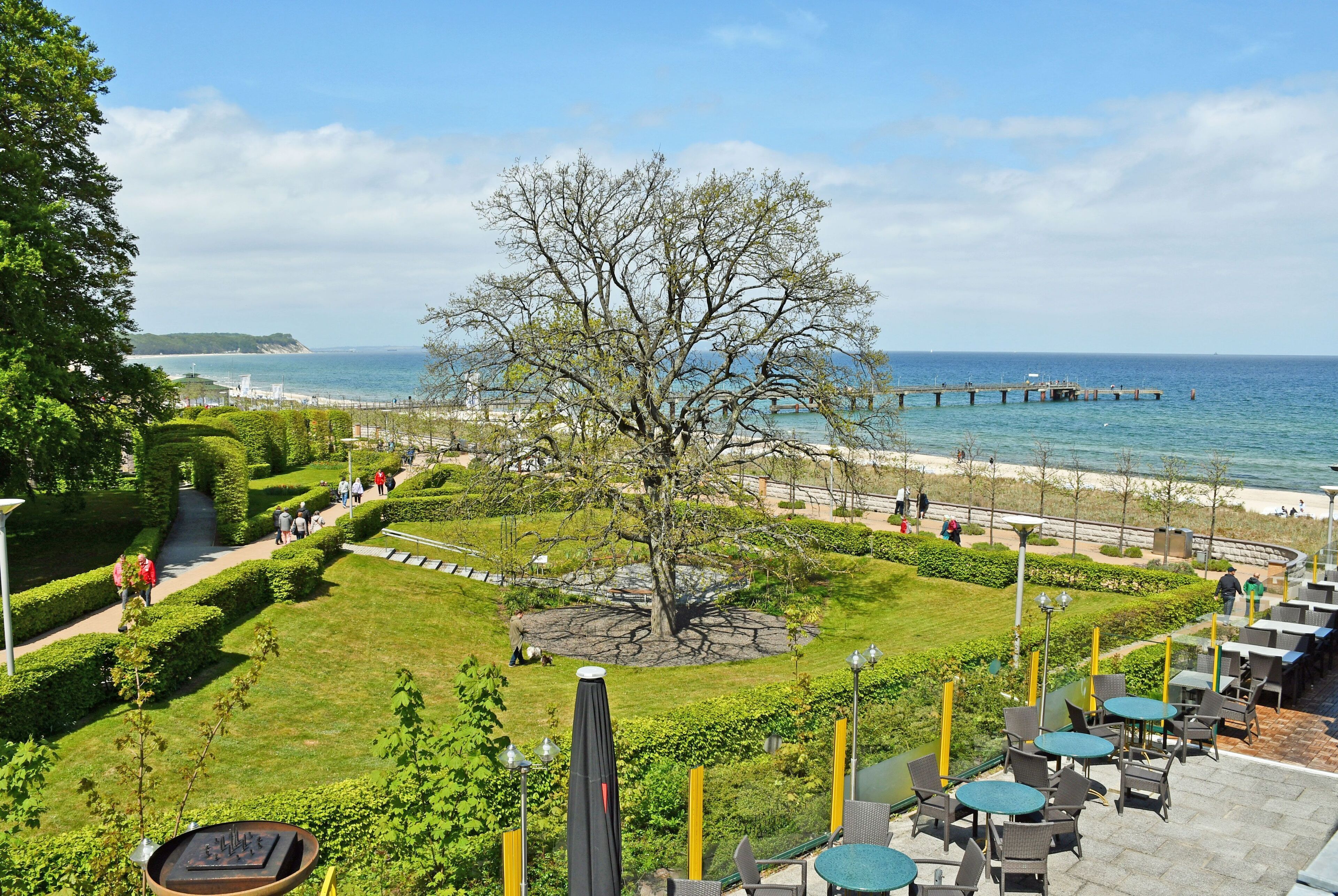 Appartementhaus mit Meerblick im Ostseebad Göhren (HO)