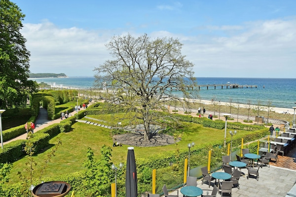 Appartementhaus mit Meerblick im Ostseebad Göhren (HO)