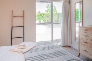 2 Schlafzimmer, Bügeleisen/Bügelbrett, WLAN, Bettwäsche