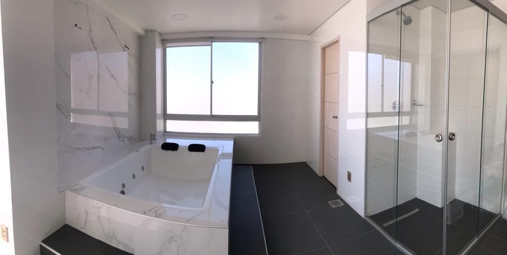 Superior Apartment, 1 Queen Bed, Hot Tub | Jetted tub
