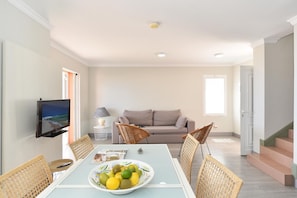 Dining - Chalet in Playa del Inglés near Maspalomas Dunes (Playa del Ingles)
